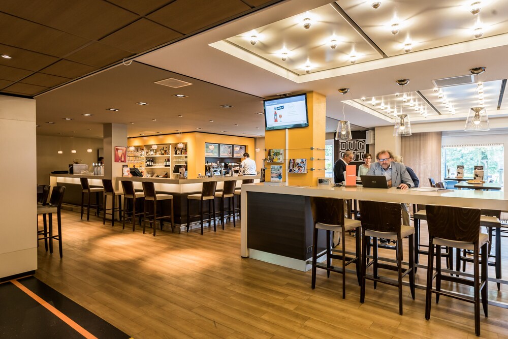 Sports Bar