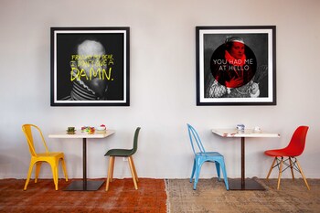 Hotel Bar