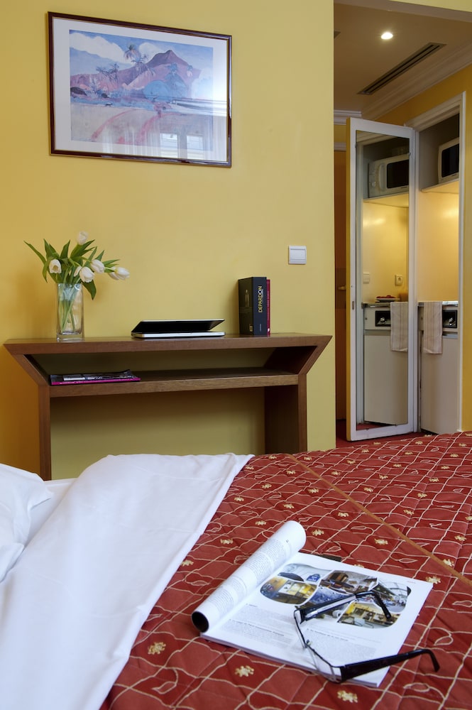 Apartment - Guestroom