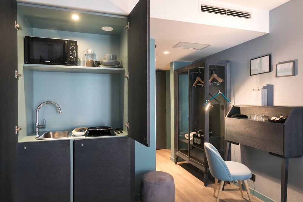 In-Room Kitchenette