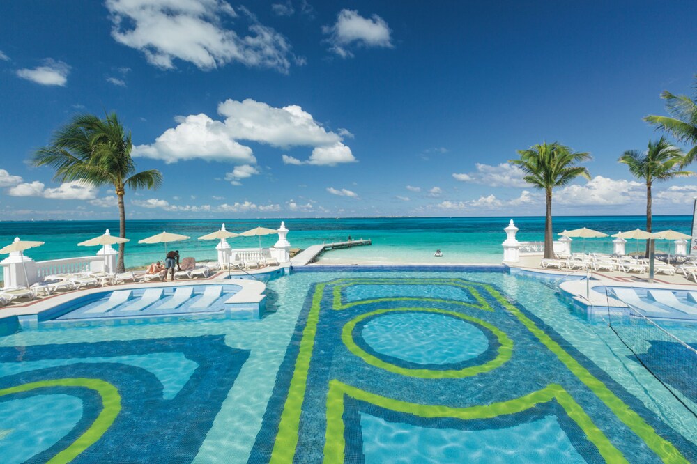 Infinity pool, Riu Palace Las Americas All Inclusive - Adults Only