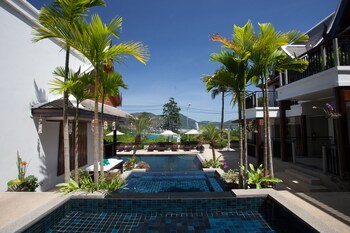 Infinity Pool