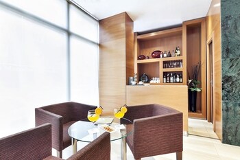 Hotel Lounge