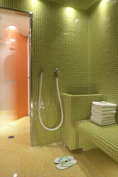Steam Room