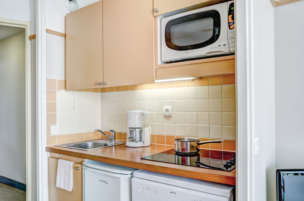 In-Room Kitchenette