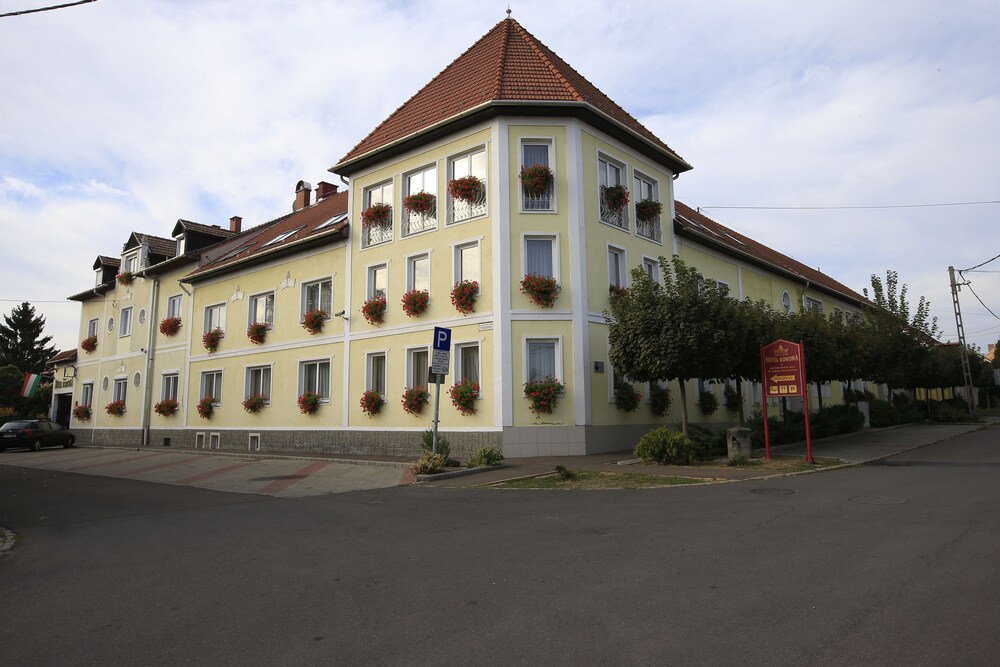 Hotel Front