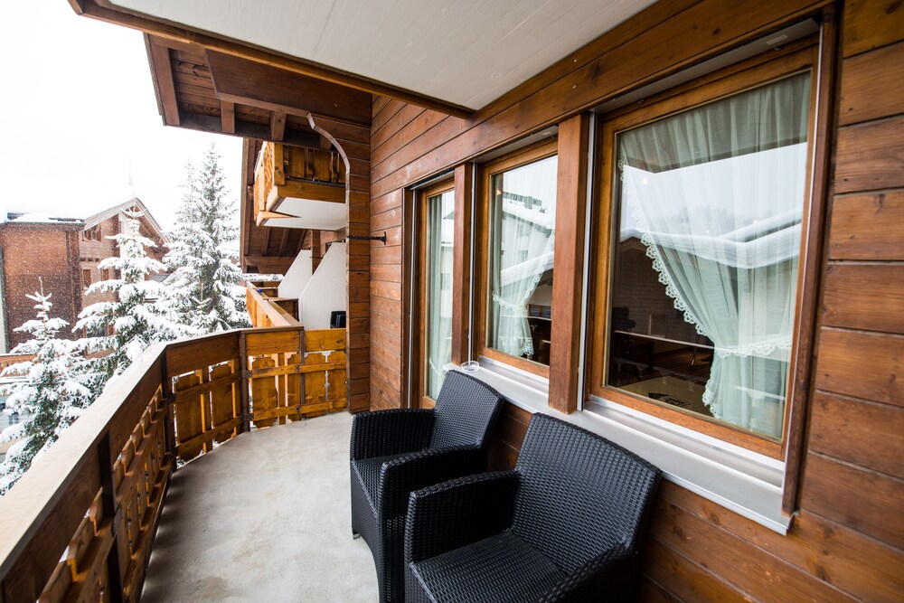 Balcony View