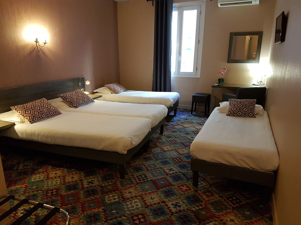 Guestroom