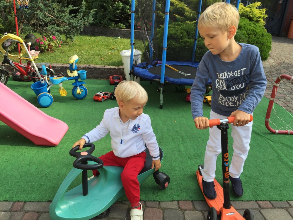 Childrens Play Area - Outdoor