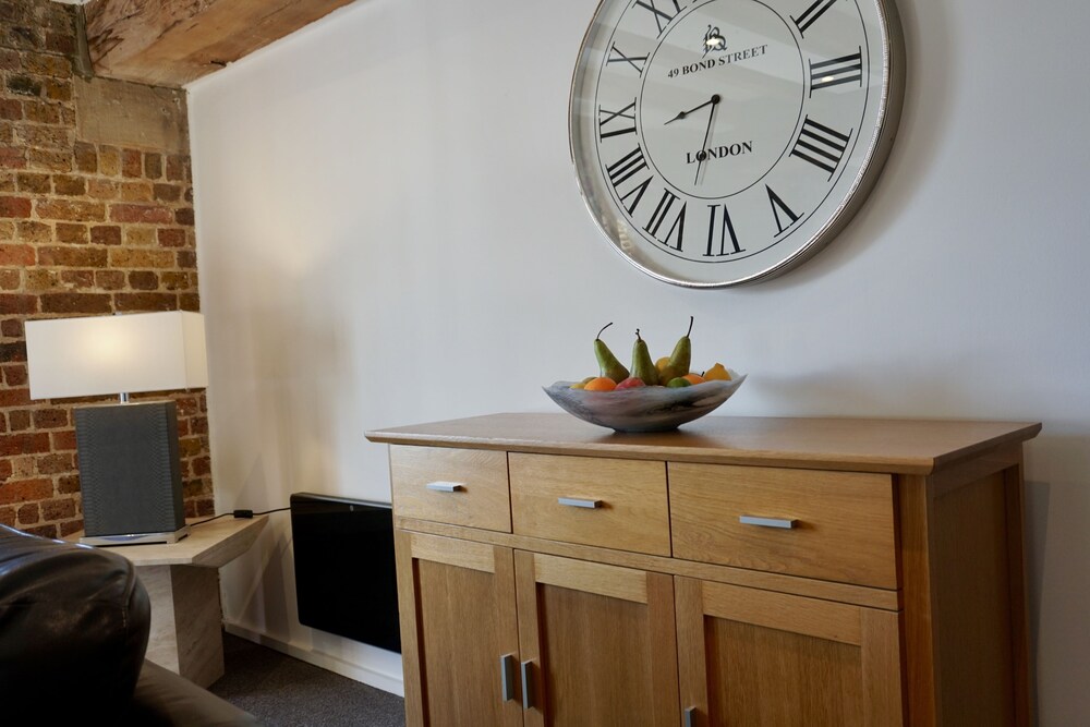 Executive Apartment, 2 Bedrooms - Living Area