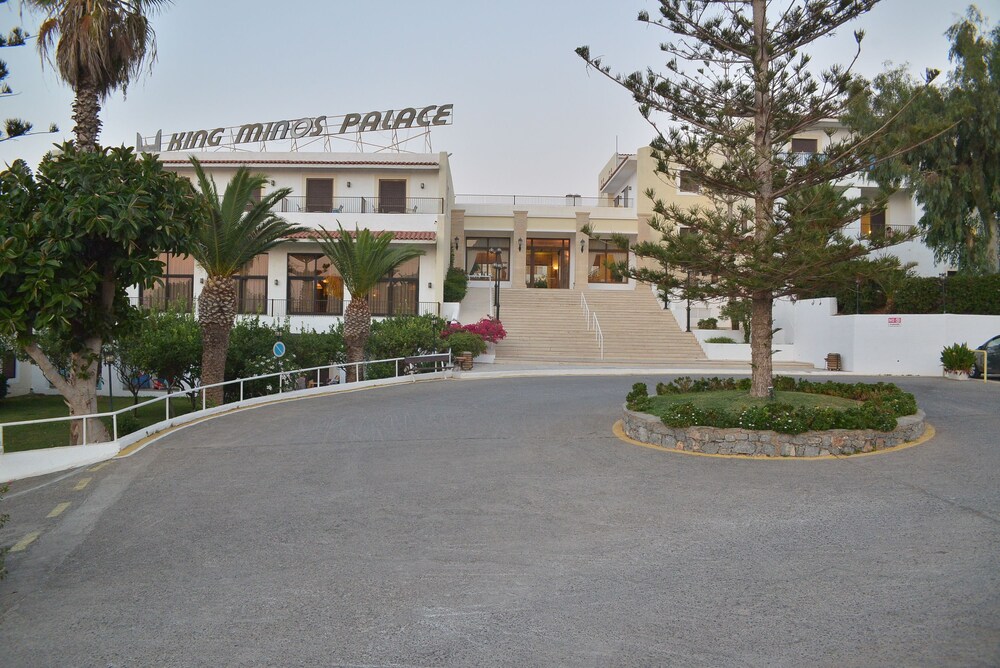 Hotel Front