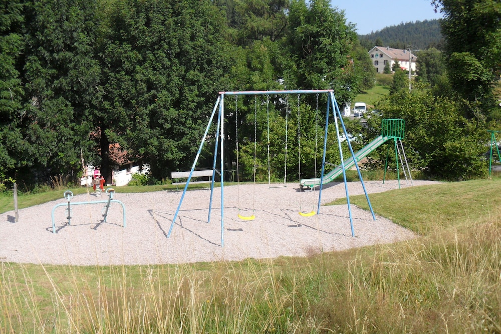 Childrens Play Area - Outdoor