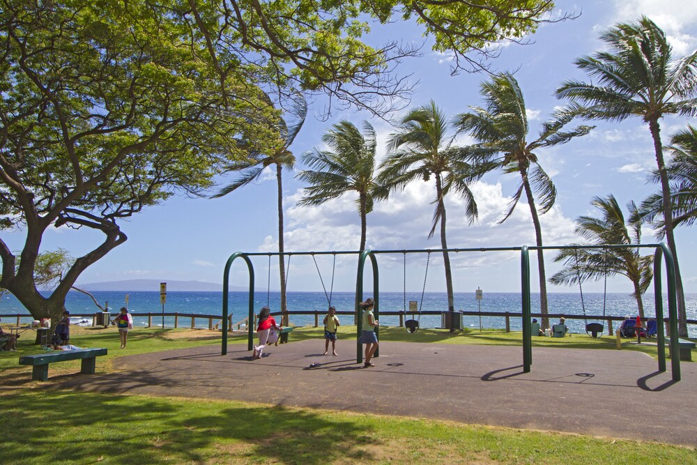 Childrens Play Area - Outdoor