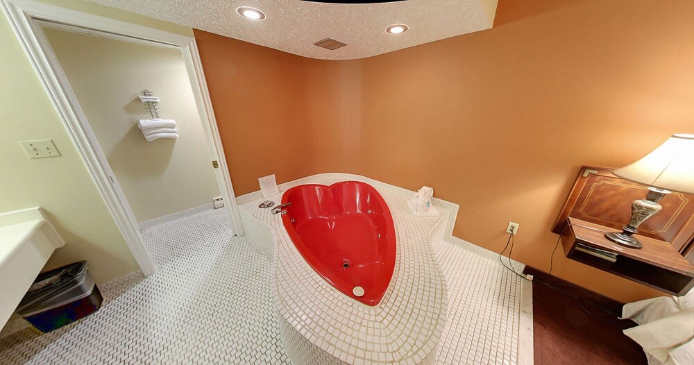 Jetted Tub