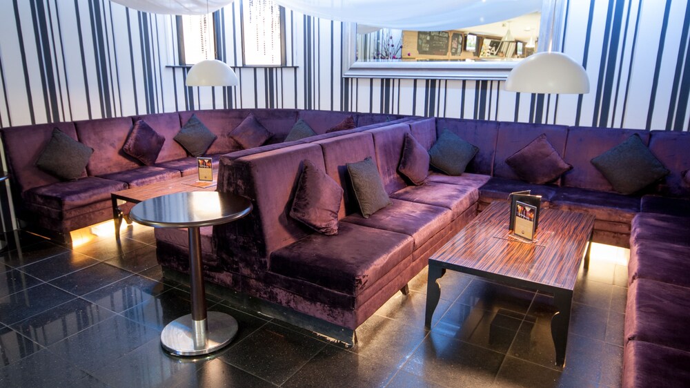 Executive Lounge