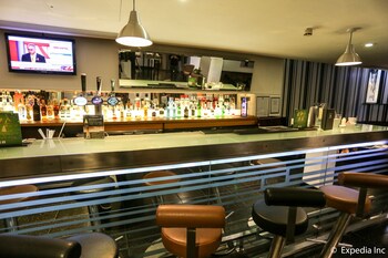 Hotel Bar