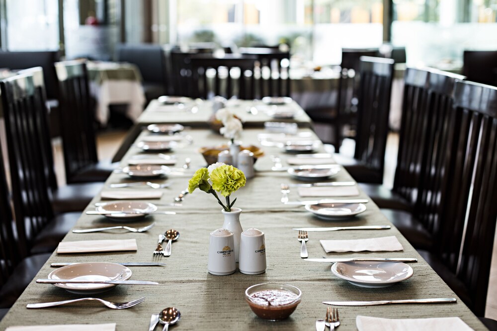 Family Dining