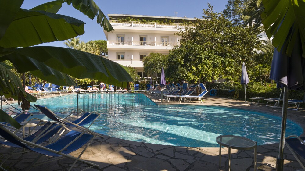 Childrens Pool