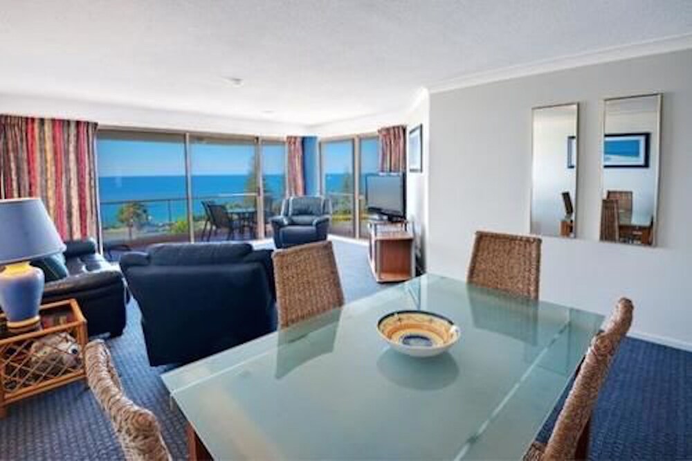 Two Bedroom High Ocean View Apartment - Living Area
