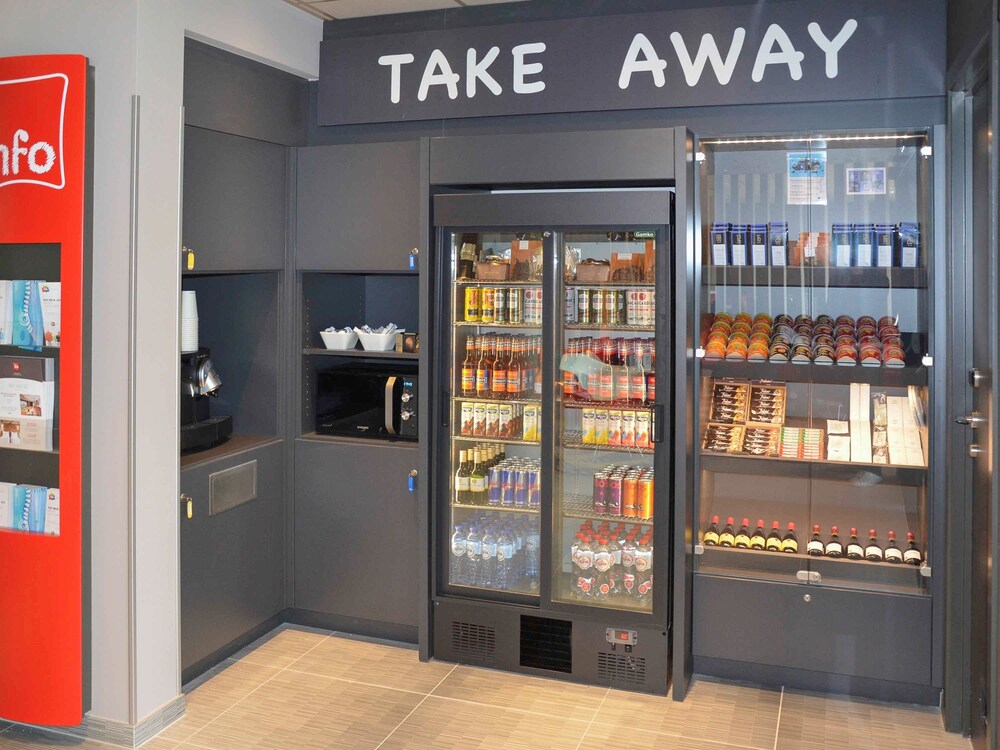Snack Bar