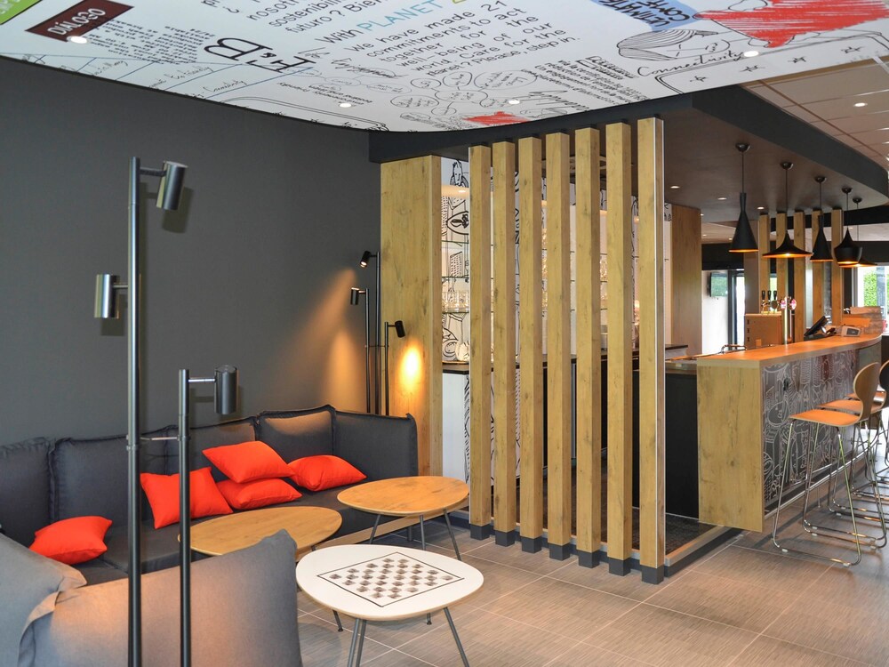 Hotel Bar