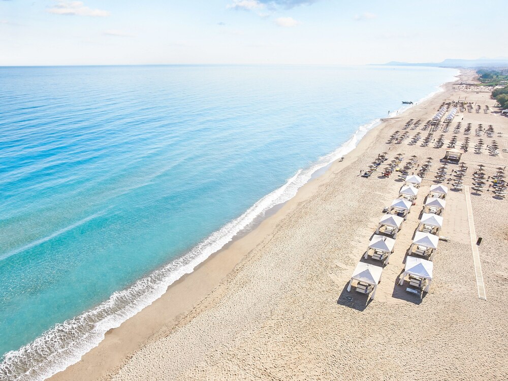 Beach/Ocean View