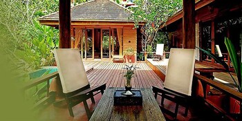 Poolside Bar