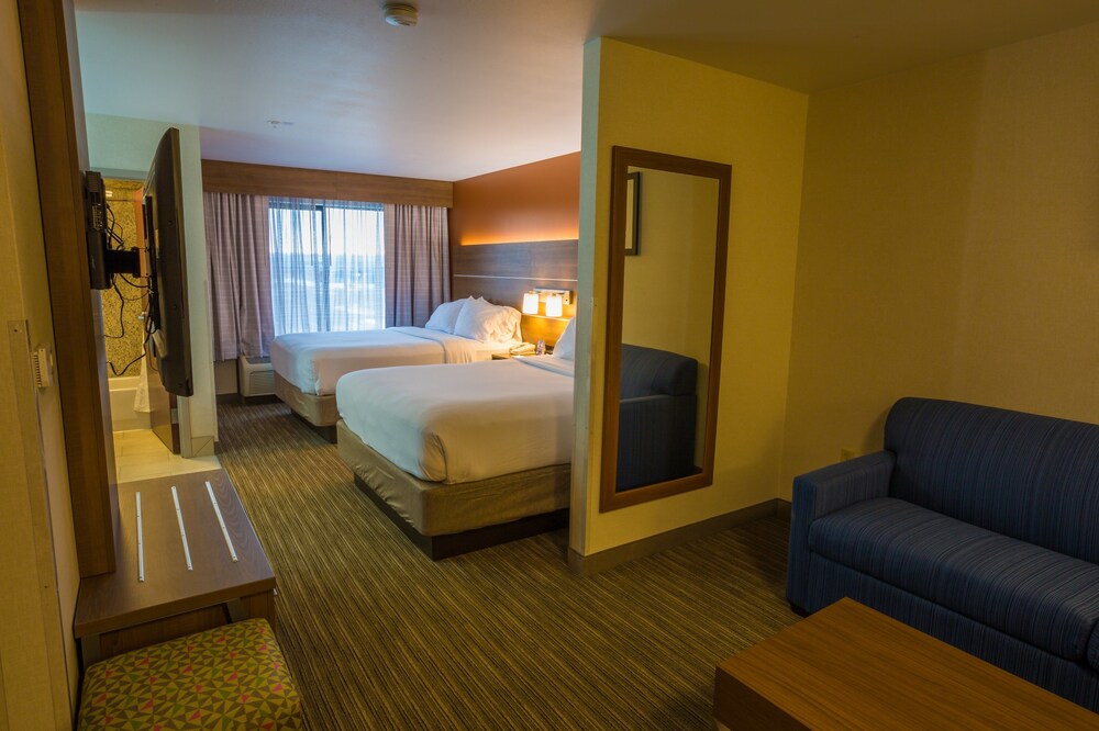 Guestroom View