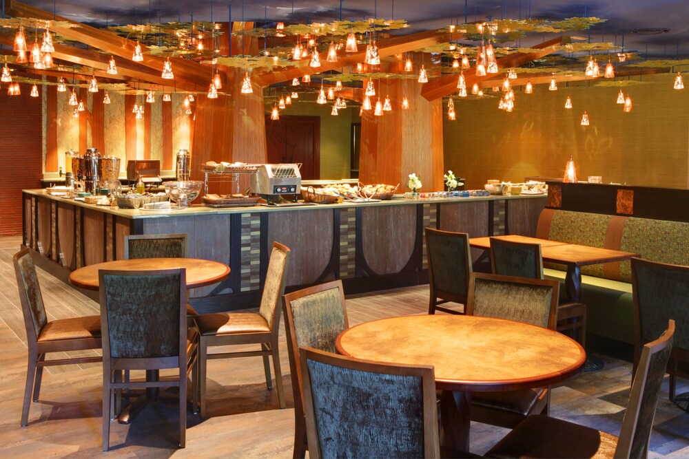 Executive Lounge