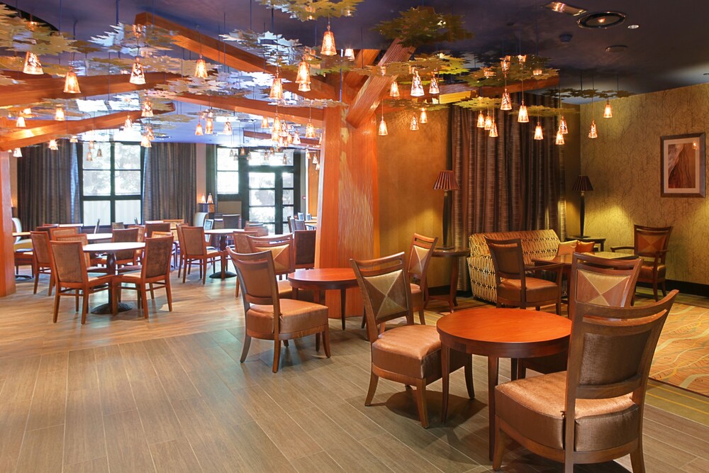 Executive Lounge