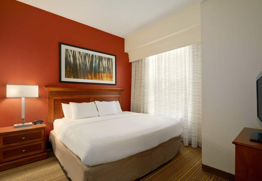 Studio, 1 Queen Bed - Guestroom