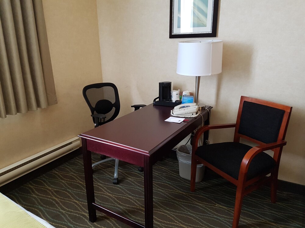 In-Room Business Center