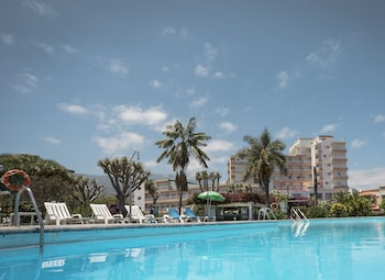 Elegance Miramar Hotel