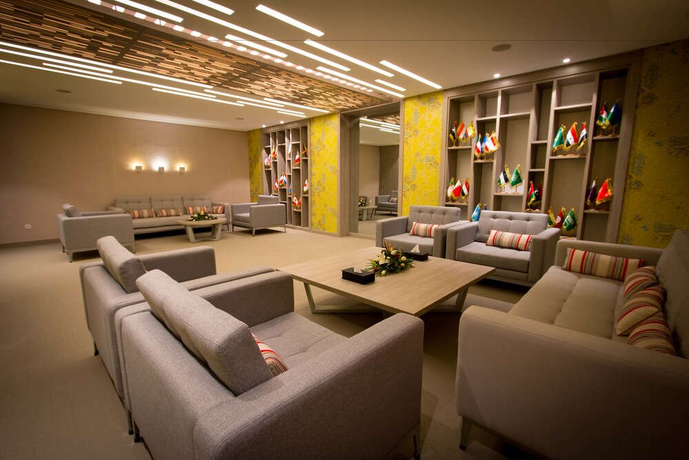 Executive Lounge