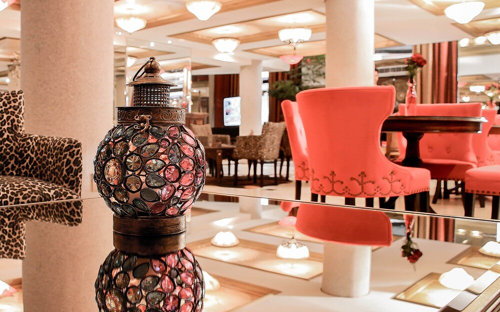 Hotel Bar