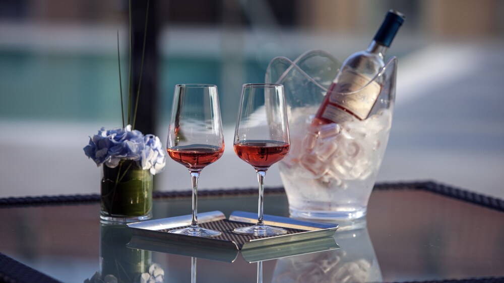 Poolside Bar