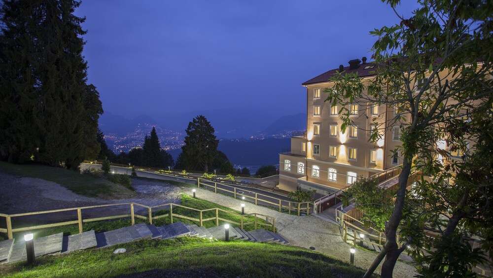 Hotel Front