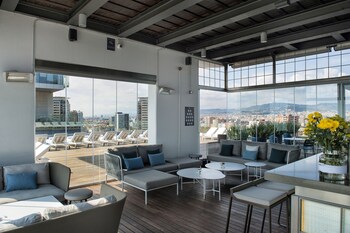 Poolside Bar