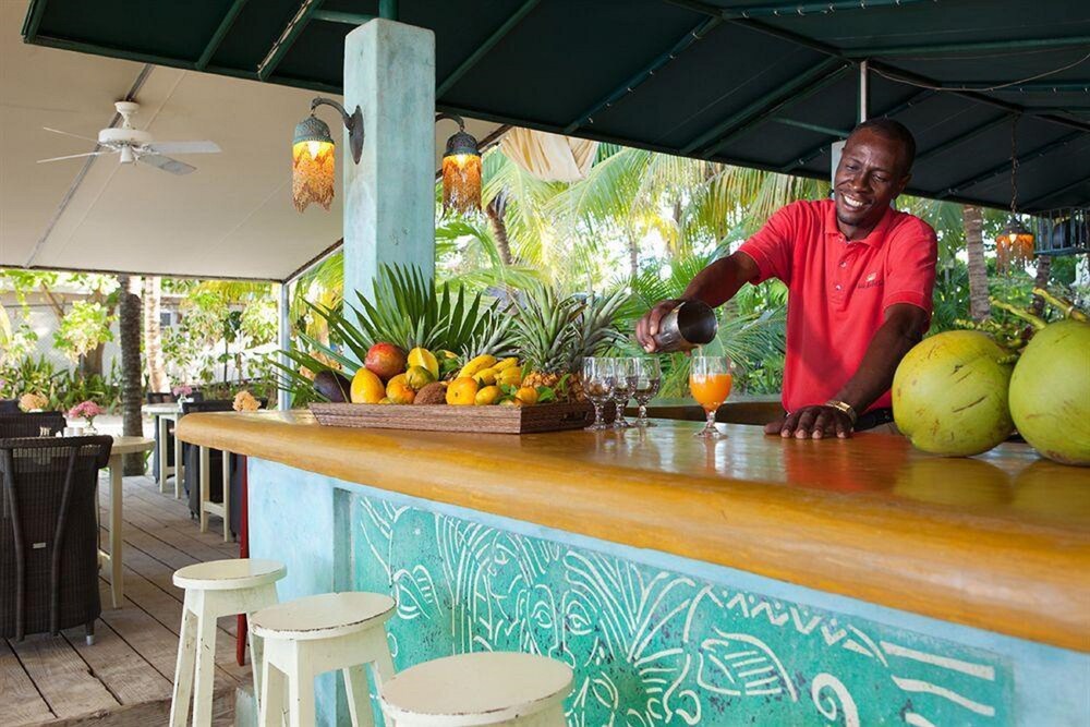 Hotel Bar