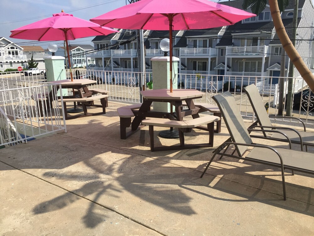 Sundeck