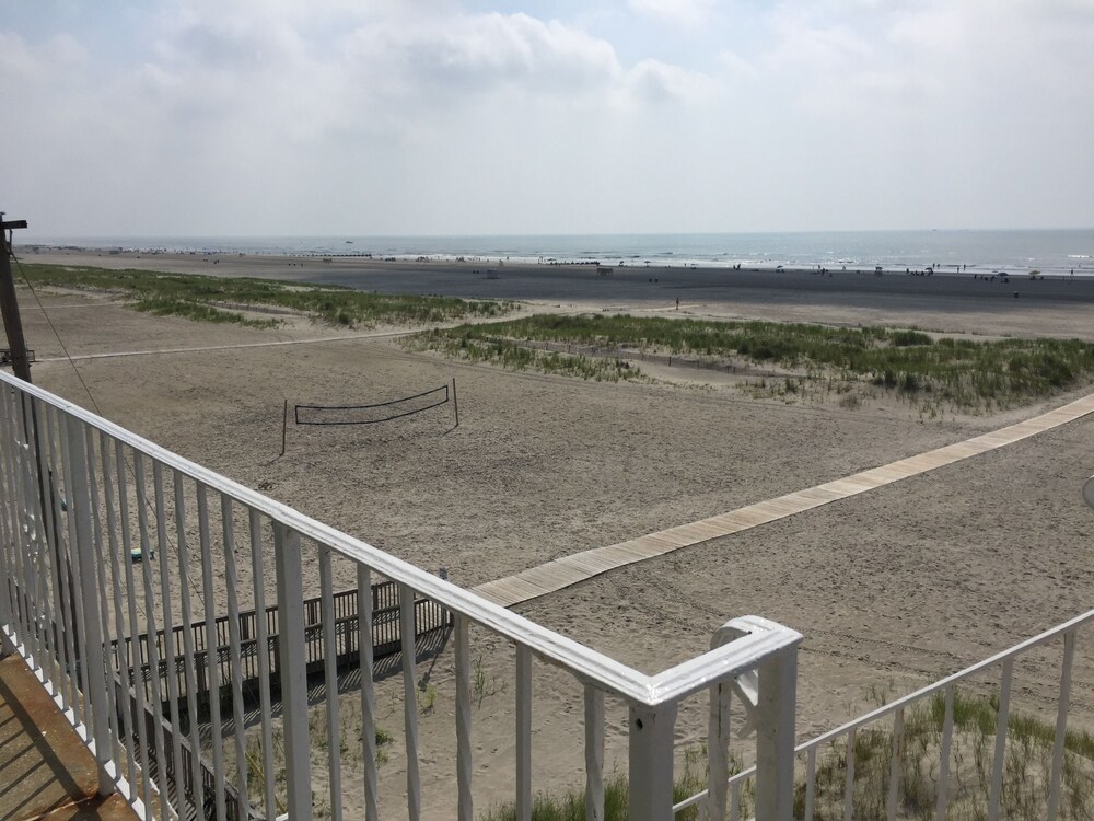 Beach/Ocean View