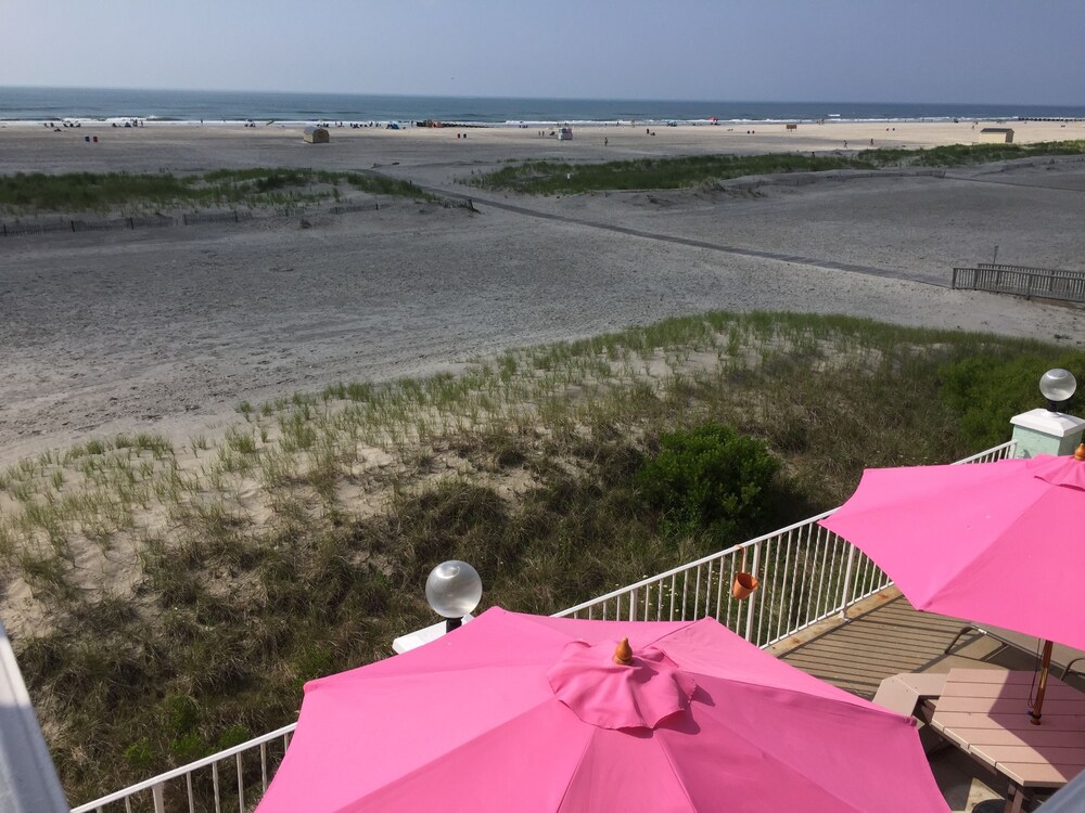 Beach/Ocean View