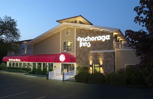 Anchorage Inns And Suites