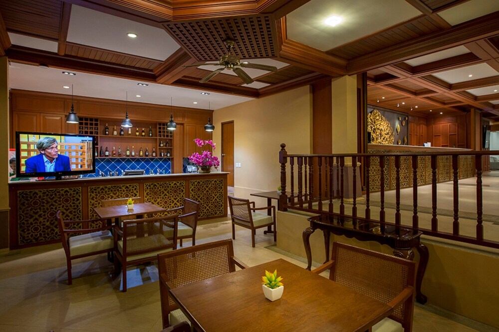 Hotel Bar