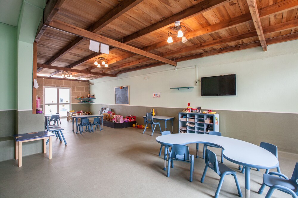 Childrens Area