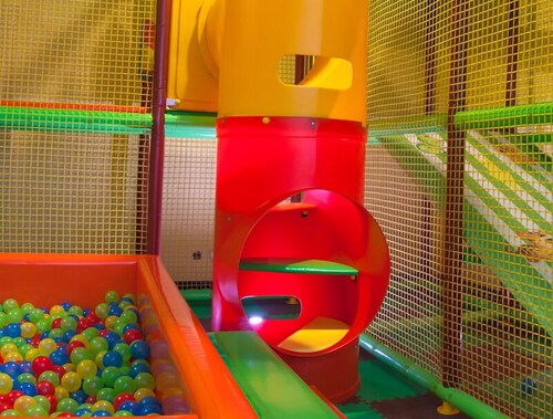 Childrens Play Area - Indoor