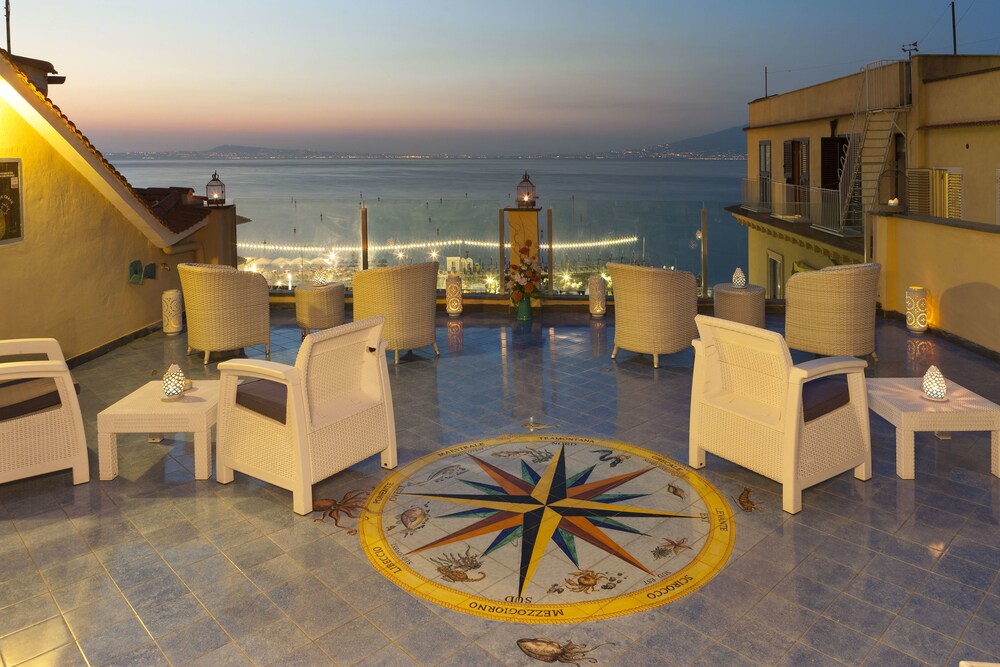 Sundeck