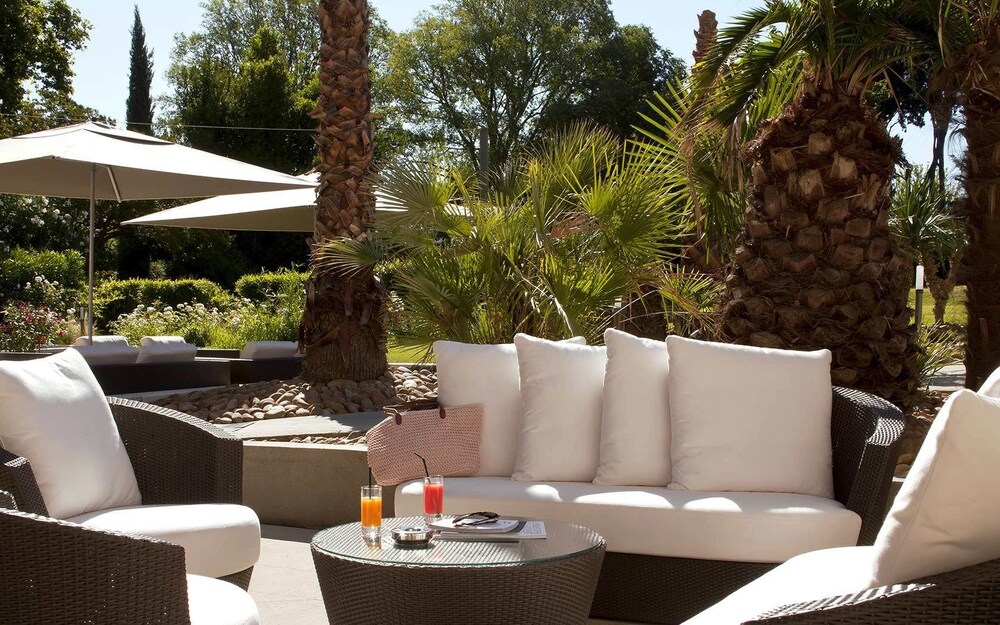Outdoor Banquet Area