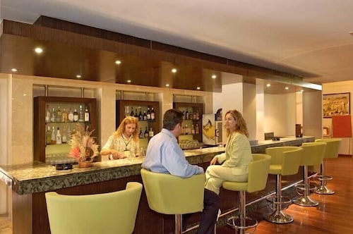 Hotel Bar