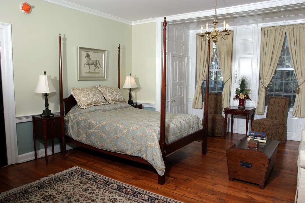 Guestroom